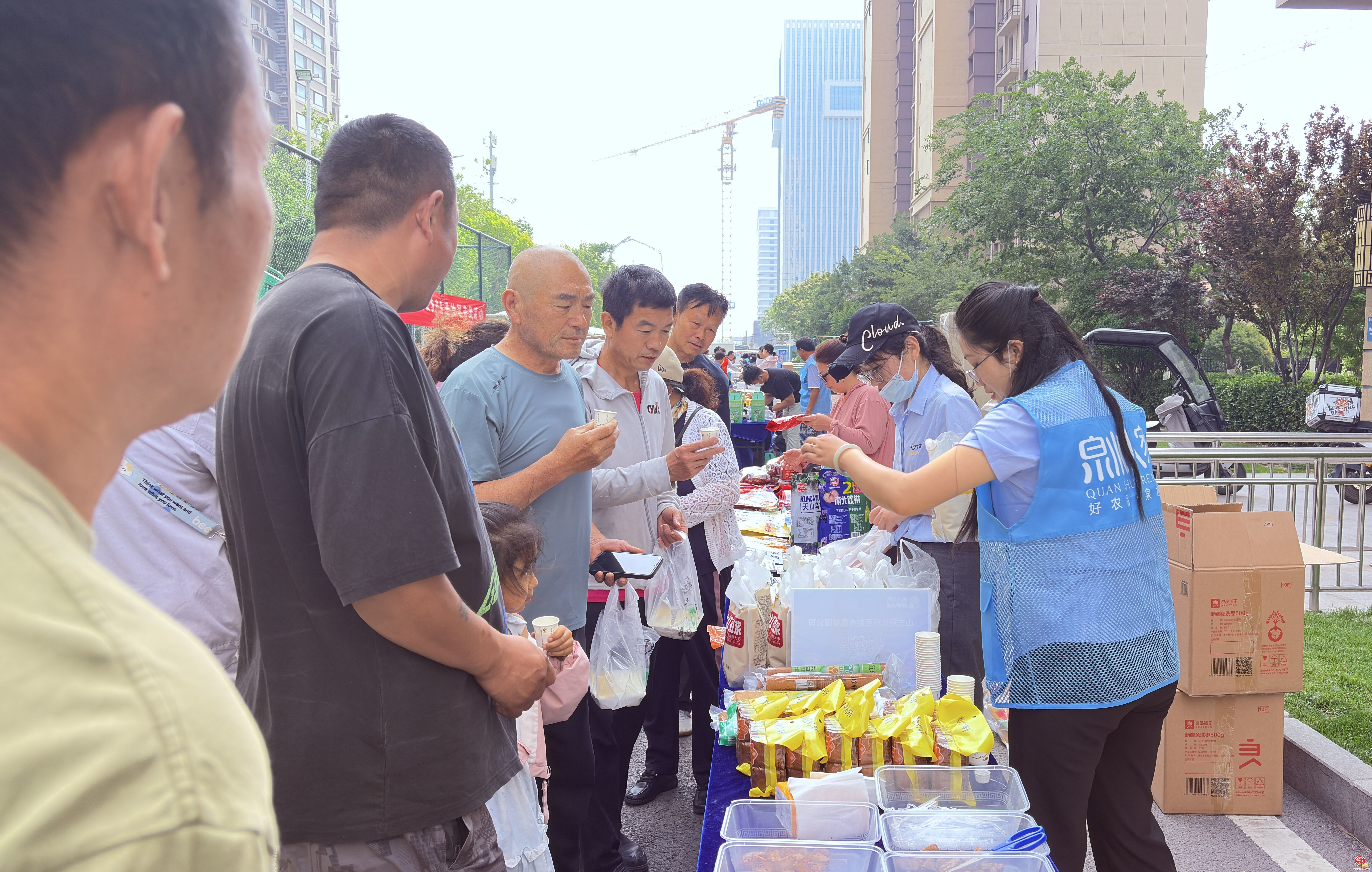 章丘这场“集”  烟火气拉满！泉水人家2026首场社区行热热闹闹收摊啦