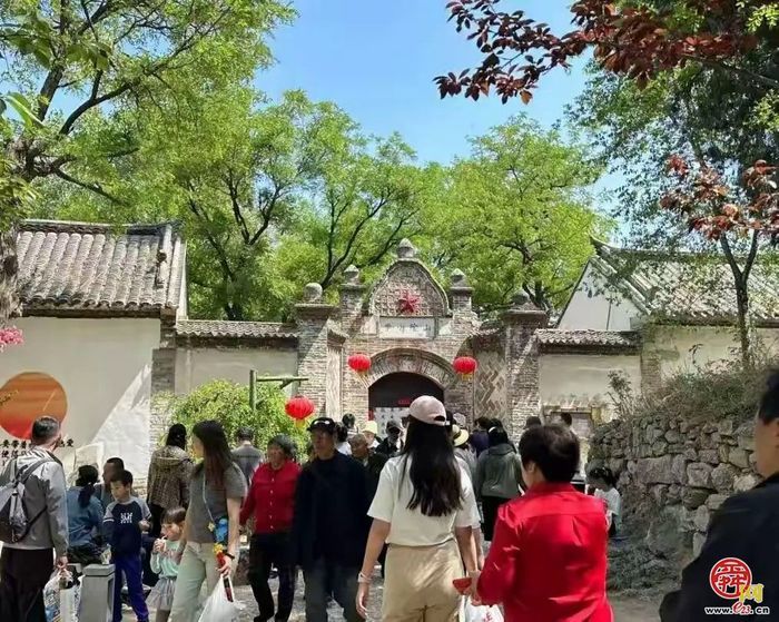 “这里是章丘·文旅促消费”来官庄解锁假日好“趣”处