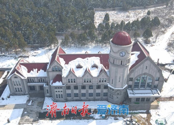 山东职业学院铁路科普教育基地复建“津浦铁路济南站”