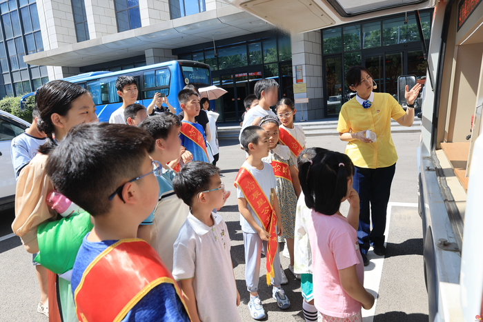 点亮暑期多彩课堂   ok138cn太阳集团开展供热服务开放日活动
