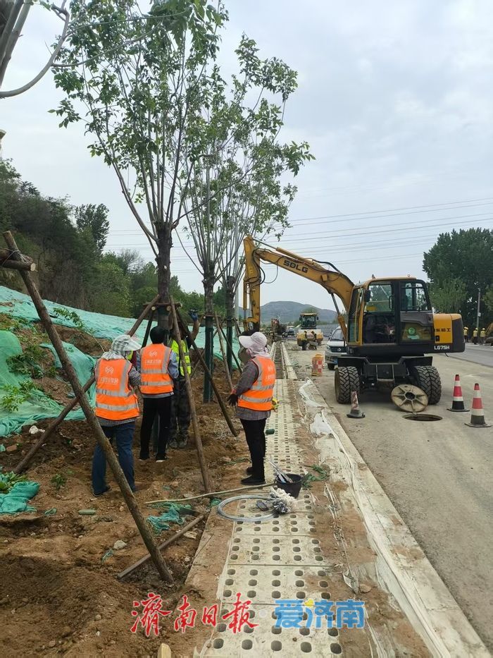 济南港九路工程正加班加点赶工