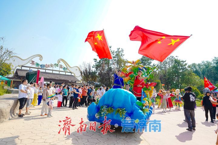 国庆中秋假期第二日文旅市场持续火爆 全市30家景区共接待游客54.35万人次