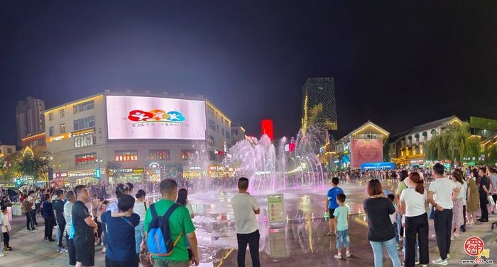西部商圈火出圈！宜家、印象济南、苏宁易购……这波消费热潮藏不住了