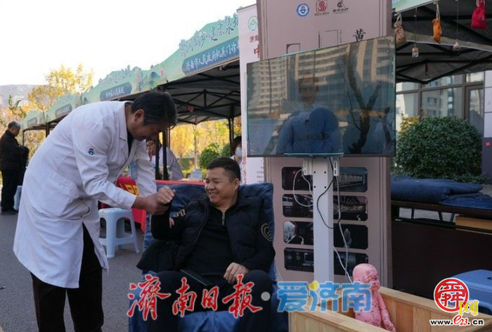 2025济南膏方节开幕，市民乐享中医药文化盛宴