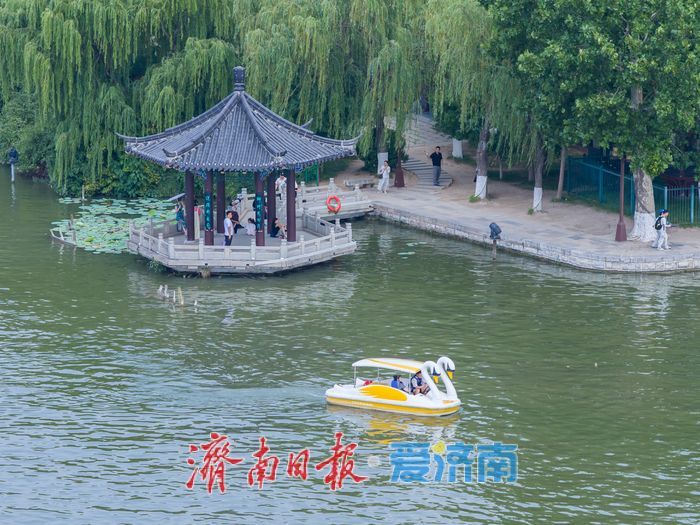泛舟明湖，尽览泉城文脉