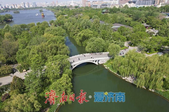 一场春雨过后，邂逅大明湖水墨氤氲的春日浪漫