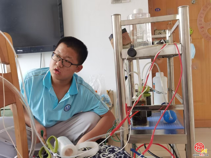 新时代好少年｜李荣恒：让梦想插上科学的翅膀