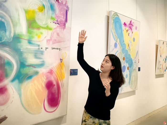 我把内心画给你看——济南籍留美青年女画家楚天宇个展亮相山东美术馆