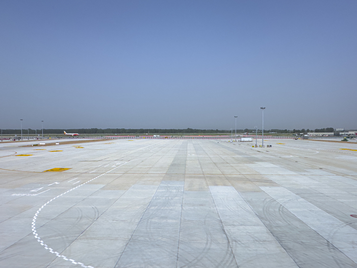 开挖全国民航最宽下穿通道，济南机场二期这个项目创多个施工纪录