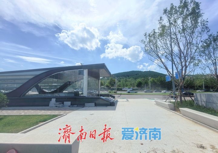 项目强省会｜济南轨交建设现场围挡累计退围逾46万平方米，多个站点围挡“清零”