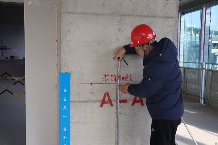 历尽千帆，初心如灯丨“全国劳动模范”肖衡和他的劳模创新工作室