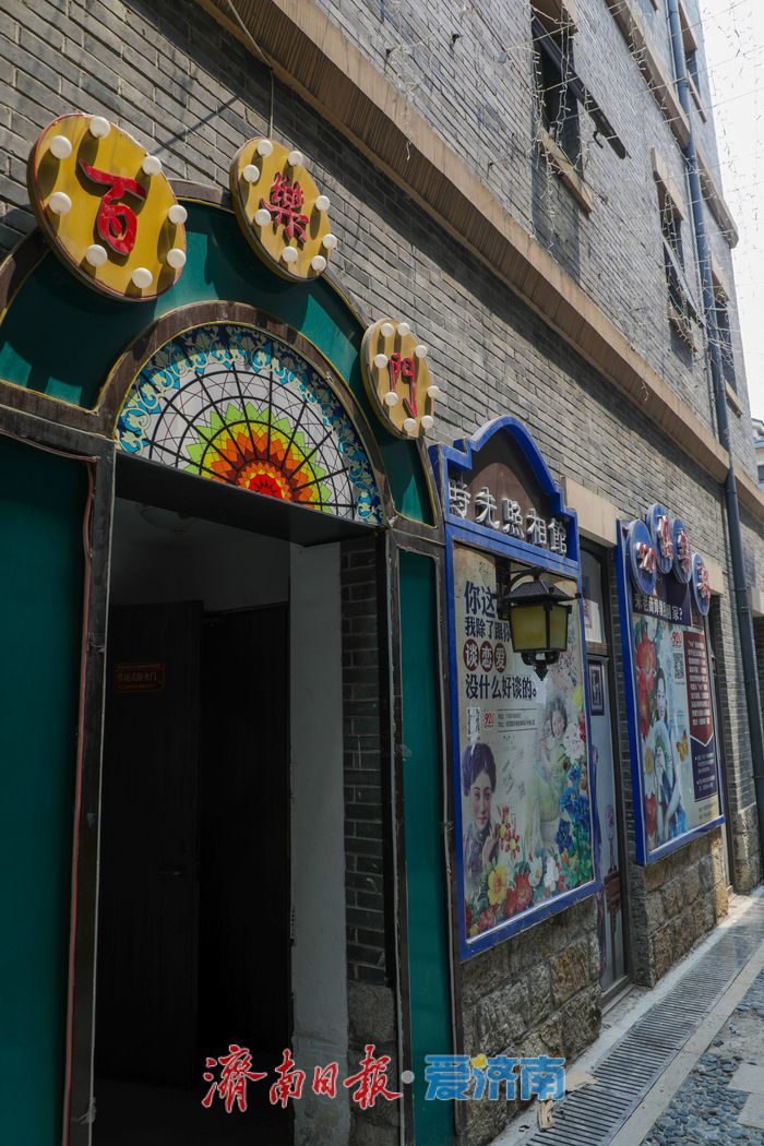 百年街巷里的时光漫游