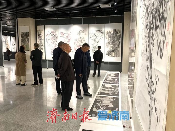 “五一”假期首日，济南30家景区共接待游客53.8万人次