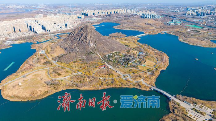 雾散天青，华山如画！济南市民登高饱览泉城胜景