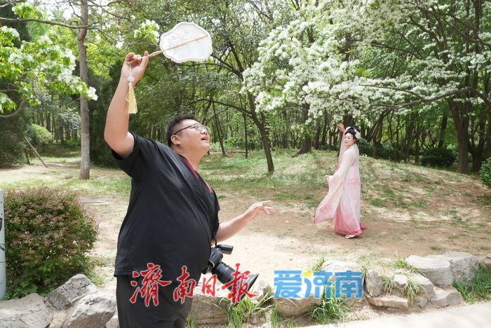 泉城春色醉游人 户外休闲享春光