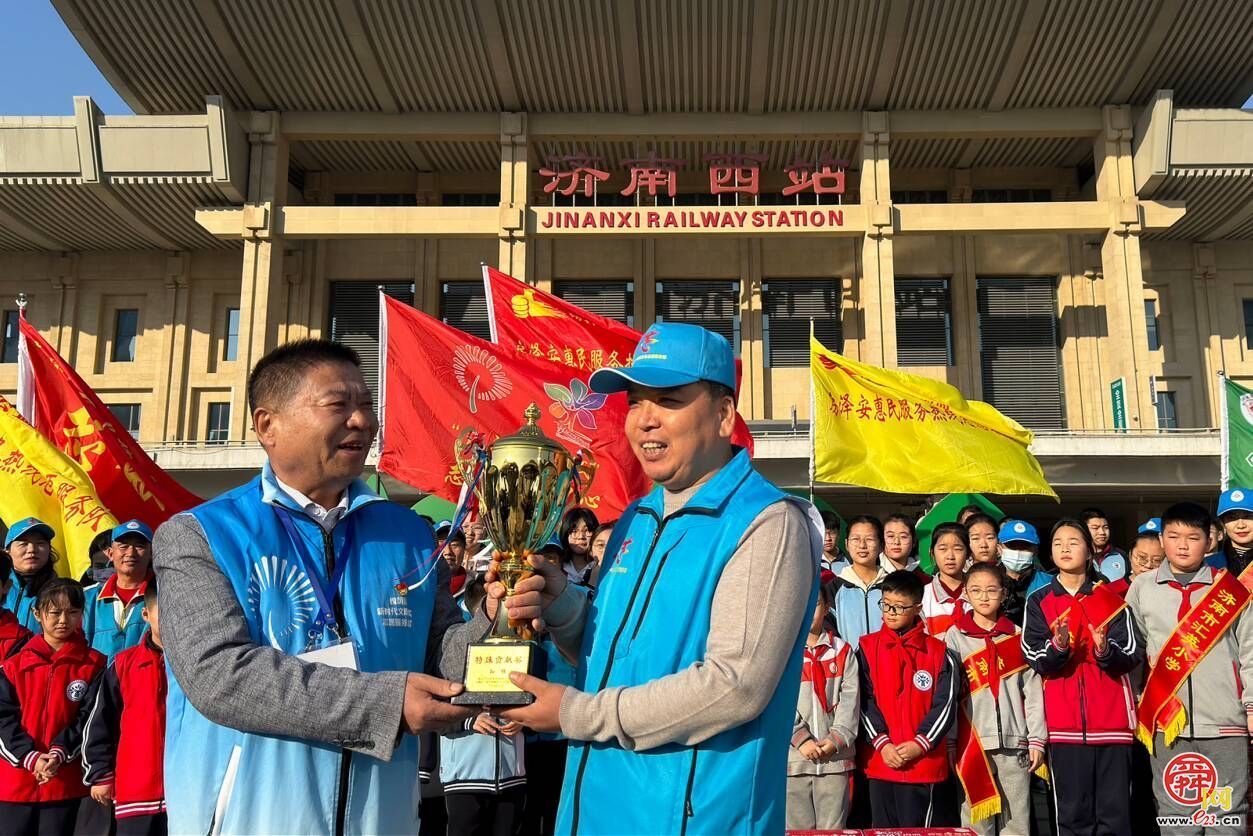 从3人到360人！“房泽安热线”：八年初心如磐，志愿薪火相传