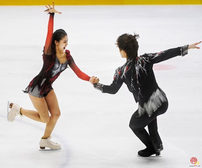 盛夏泉城，冰上生辉！2025年中国花样滑冰俱乐部联赛济南站圆满落幕