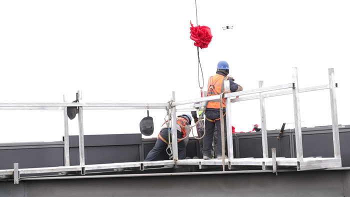 “山”势已成，绿地山东428米超高层全面封顶，刷新齐鲁天际线