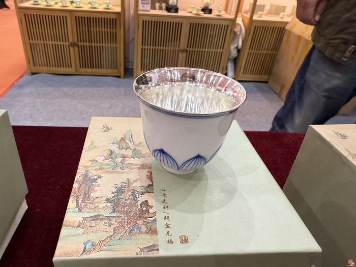 “2024山东工艺美术博览会暨‘山东手造’精品展”隆重开幕