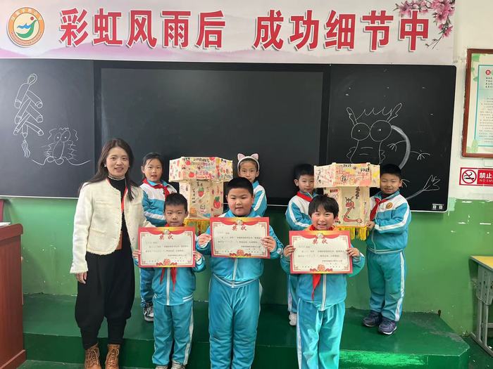 “迎新年挂件制作大赛”,送课进校园600多名学生有福了