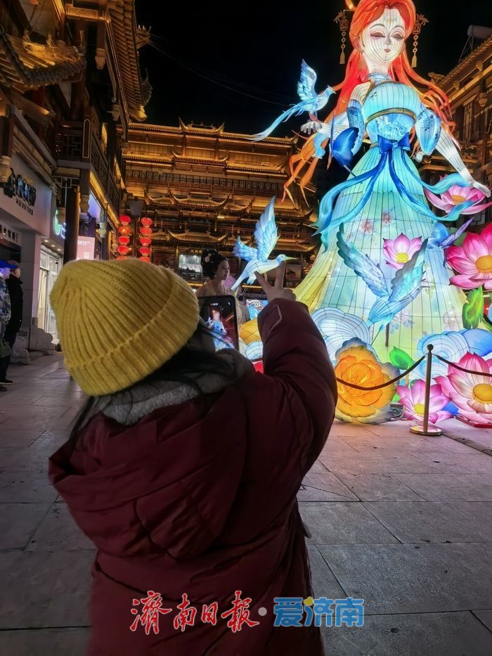 济南这里今晚亮灯，三大神仙灯组美到窒息