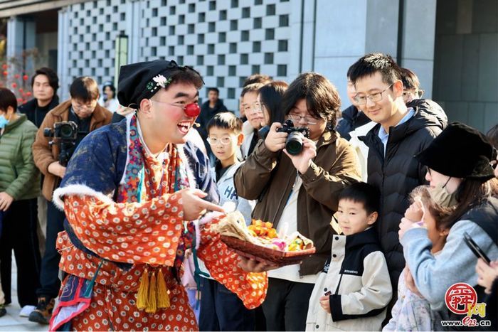 词揽鹊华千年景 易安风骨如梦来 ——如梦令宋词主题演艺乐园盛大开园