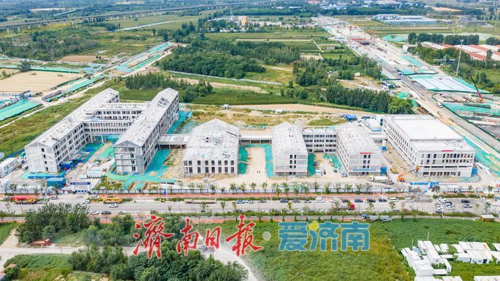山东省实验中学鹊华校区中小学项目进入装修施工阶段