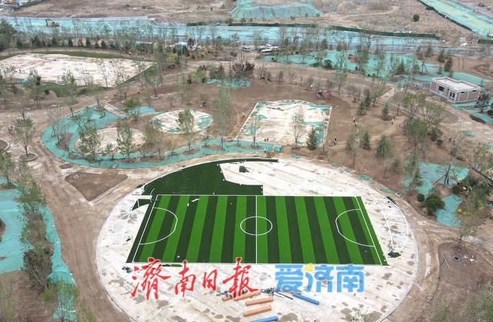 黄河边建设足球场，丁太鲁绿带公园各功能区雏形显现