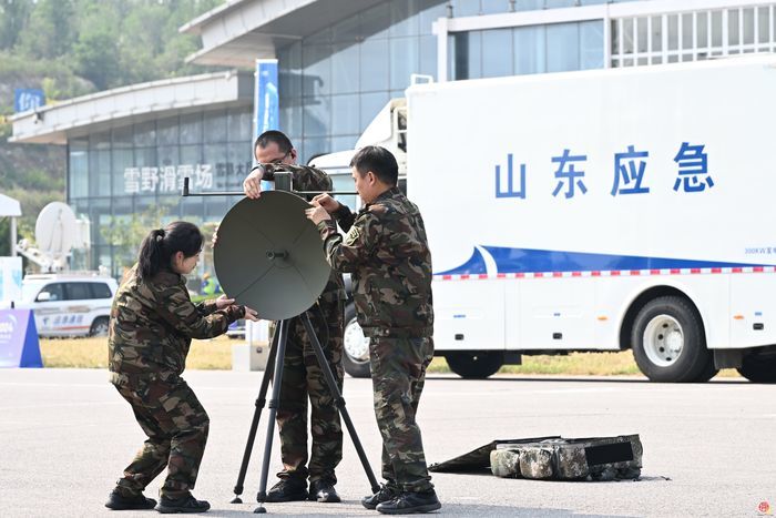 山东省应急通信综合保障演练在济南举办