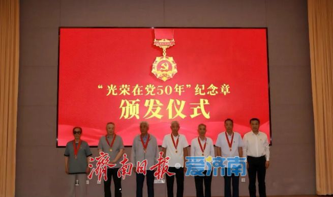 市科技局举办“薪火相传科技路 青春竞演奋进歌”主题活动