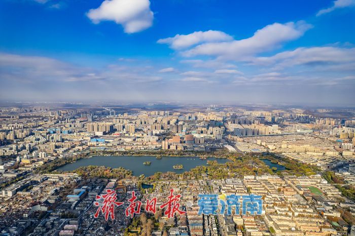 寒潮带来“泉城蓝”，蓝天白云美如画