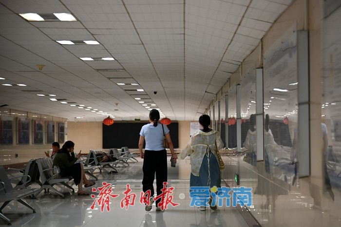 清凉藏地下 便民暖人心 济南经十一路人防工程成市民消暑好去处
