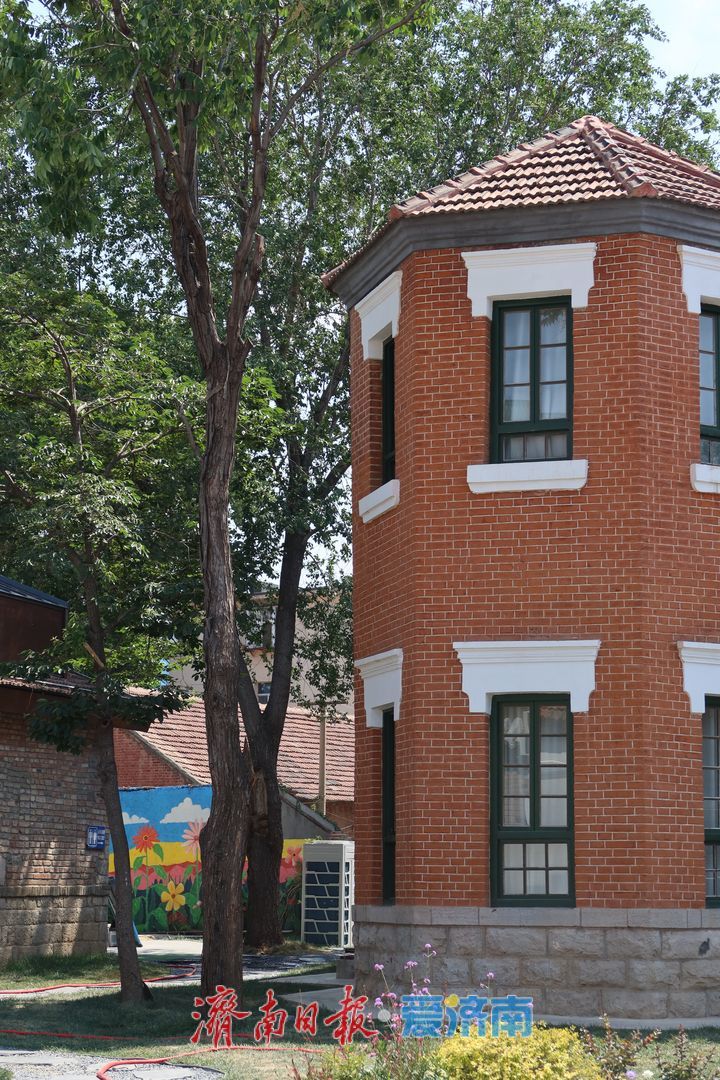 砖缝呼吸 院门生长 百年老街步步上新