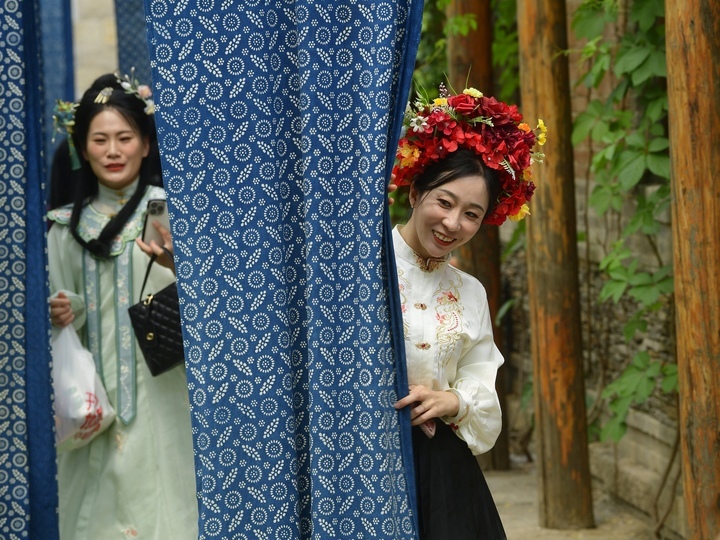 畅游明水古城，沉醉不知归路