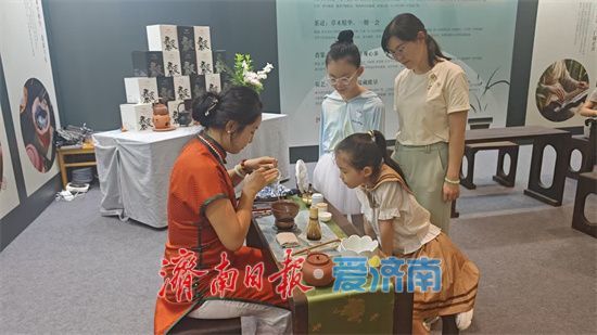 品各地香茗，赏名家茶具 “泉・茶”国际文化艺术周最后一天等您赴约