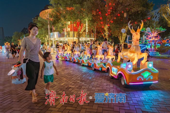 印象济南・泉世界绽放夜景魅力，点亮济南夜经济