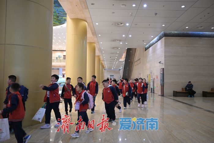 一年四季 泉在济南丨山东博物馆迎春潮 文博热浪映春光