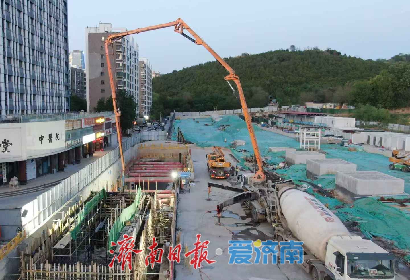 济南轨道交通6号线天泺路站附属结构全部封顶