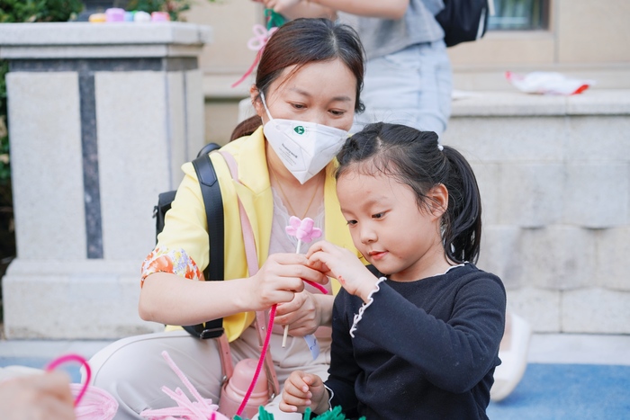 历城区第一机关幼儿园洪楼园开展亲子游园活动