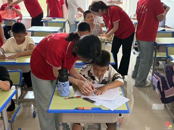 章丘区：童心相伴  成长无忧——“枣托趣成长”项目帮家长花式带娃
