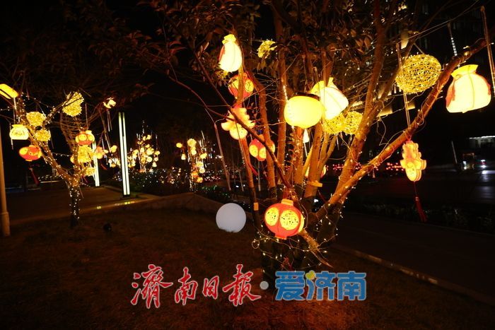 “泉”在济南过大年｜济南街头巷尾花灯点燃新春年味