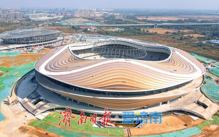 九曲黄河落“金碗” ，济南6万座专业足球场初展雄姿