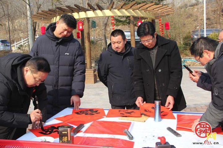 饺香迎小年，山村饺子宴里话团圆
