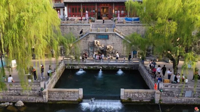 【名士天团 AI济南】诗圣杜甫 邀您品风雅泉城