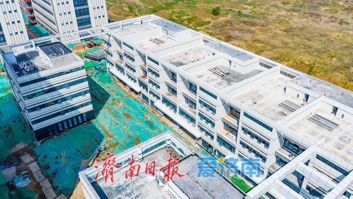 项目强省会｜济南起步区黄河科创中心西区进入收尾阶段 预计2026年6月交付