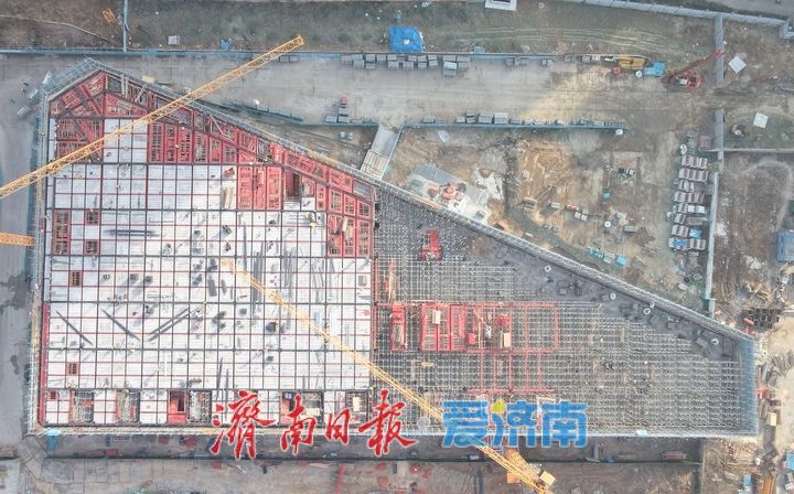 济南西站北侧将新增一座停车楼，提供千余停车位