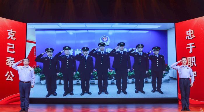 向下扎根，向上生长——“监管为民 榜样有我”济南市市场监管系统“身边榜样讲党课”活动侧记