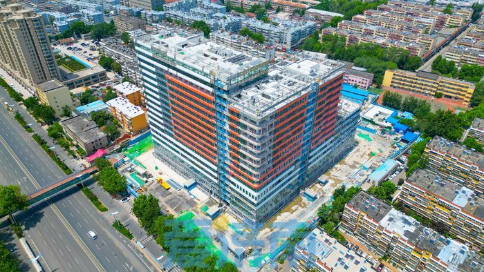 力争今年8月竣工！山一大附属济南妇幼新院区进入室内装修冲刺阶段