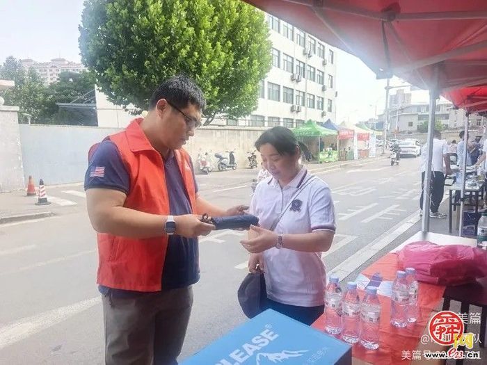 志愿橙守护追梦路 济南市机械化清扫大队高考护航志愿服务活动暖心启幕