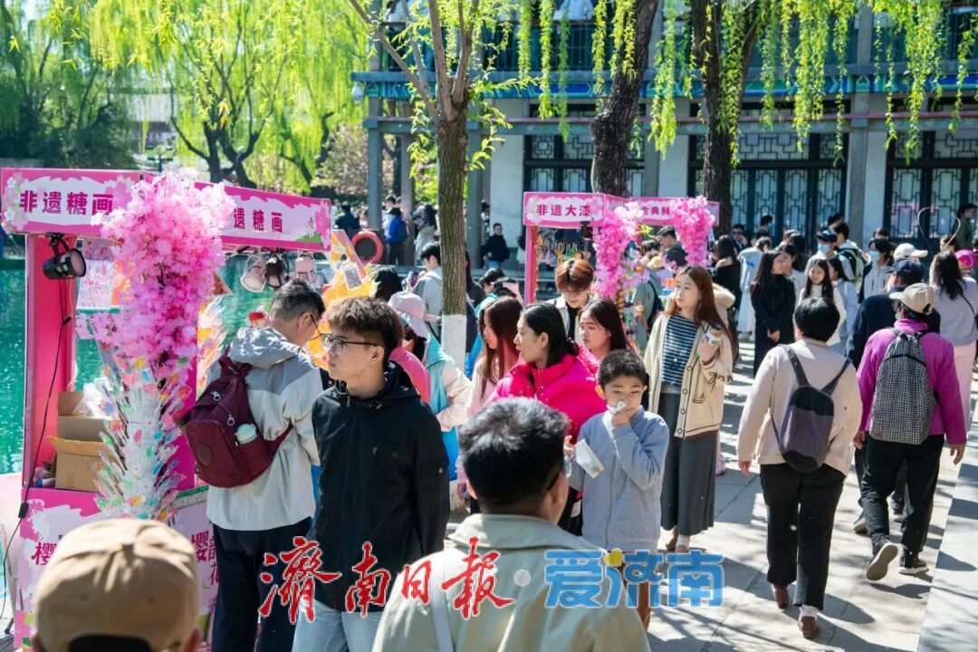 天下第一泉风景区清明假期人气爆棚，千年泉韵绽风华